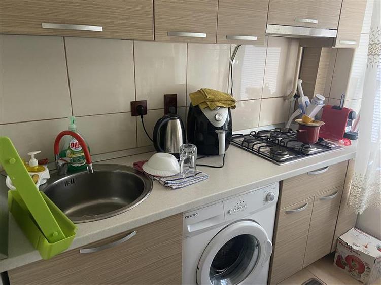 Apartament cu 2 camere nedecomandat, mobilat în Gară