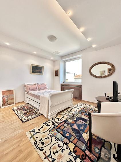 Apartament cu 3 camere decomandat, mobilat în Primăverii