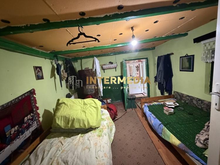 Casă individuală cu 3 camere cu Canalizare în Cricău