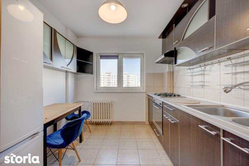 Apartament cu 2 camere, mobilat în Tei