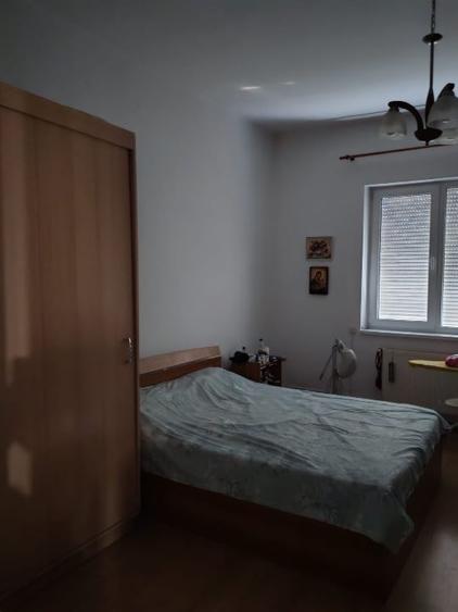 Casă individuală cu 3 camere cu Teren 1050 Mp în Central