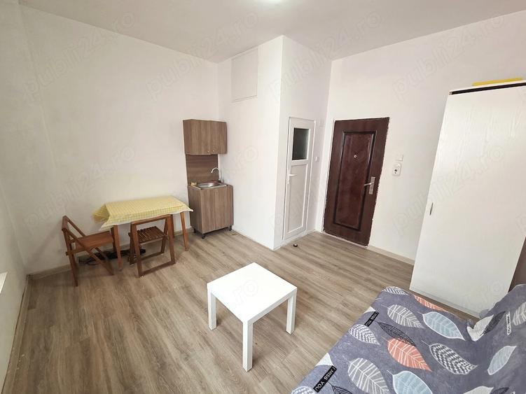 Garsonieră semidecomandată în Romană