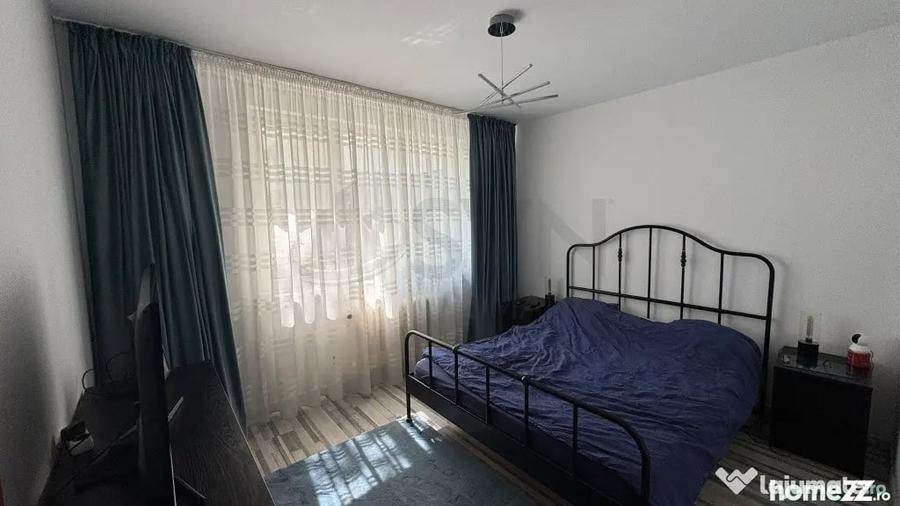 Apartament cu 3 camere decomandat în 1 Mai