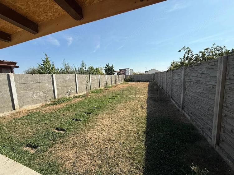 Casă cu Teren 362 Mp în Bucovăț (Remetea Mare)