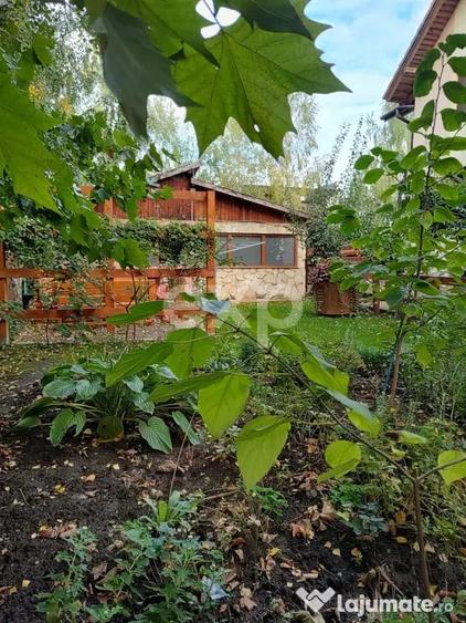 Casă cu 9 camere cu Teren 2000 Mp în Breazu