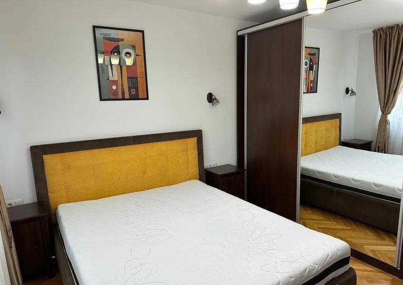 Apartament cu 3 camere semidecomandat în Mazepa 1