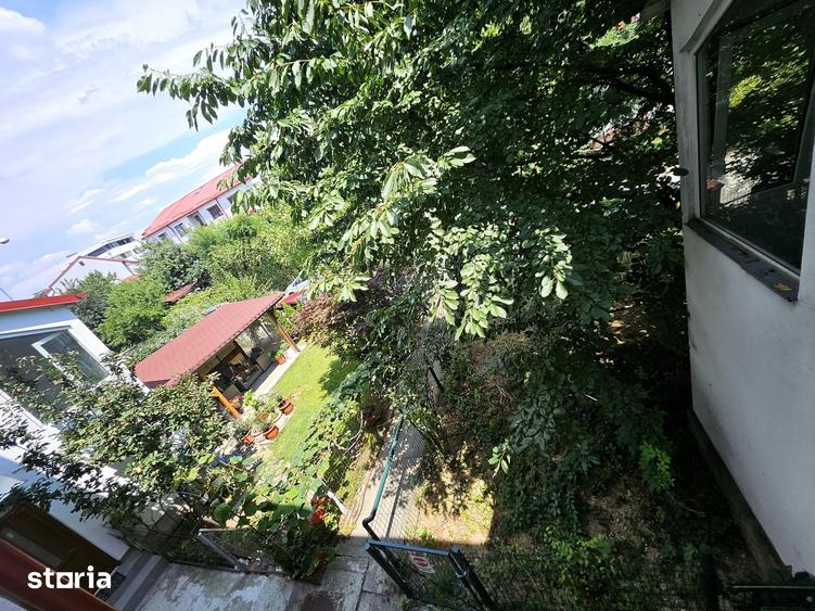 Apartament cu 4 camere în Giulești