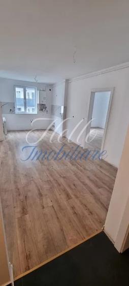 Apartament cu 2 camere semidecomandat în Florești