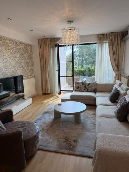Apartament cu 3 camere în Pipera