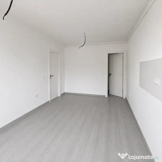 Apartament cu 2 camere semidecomandat în Sânpetru