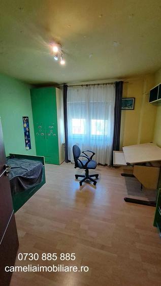 Apartament cu 3 camere decomandat în Lujerului