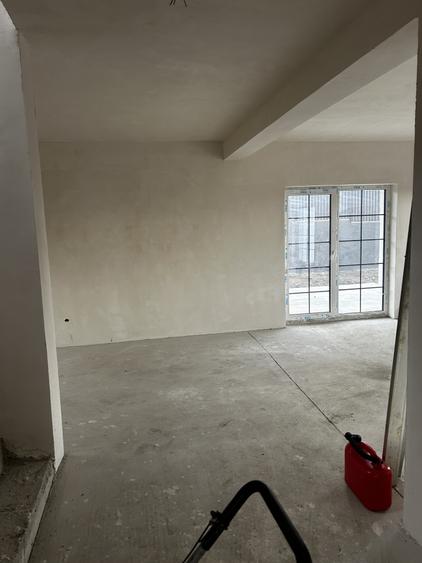 Casă individuală cu 3 camere cu Canalizare în Chinteni