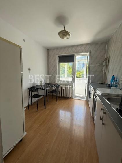 Apartament cu 2 camere decomandat în Dristor