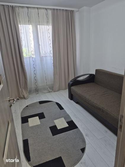 Apartament cu 4 camere decomandat în Vitan