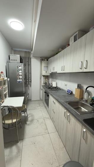 Apartament cu 2 camere decomandat în Prelungirea Ghencea