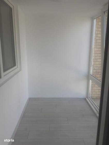 Apartament cu 2 camere decomandat în Titan