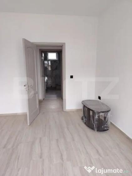 Casa de vanzare, cu 6 camere, 288 mp, zona Voinesti - 5