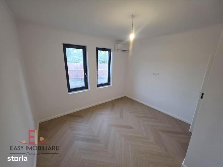 Casă cu 4 camere cu Teren 500 Mp în Livezeni