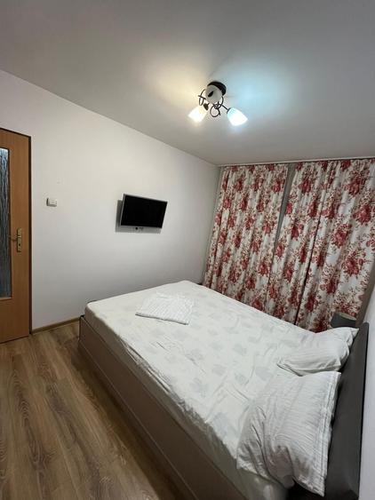 Apartament cu 3 camere decomandat în Micălaca