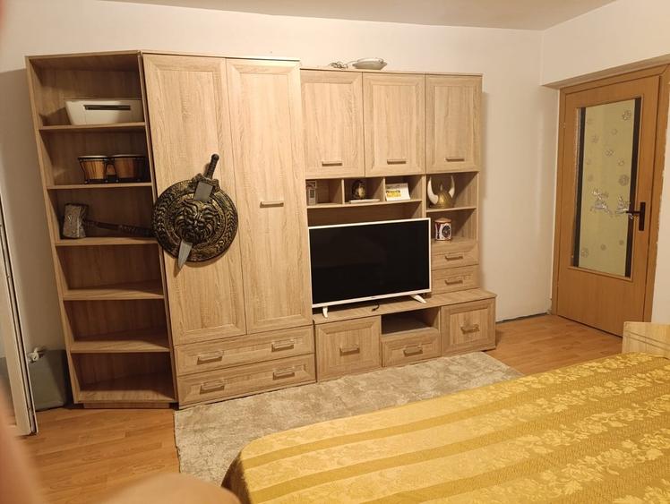 Garsonieră decomandată în Drumul Taberei