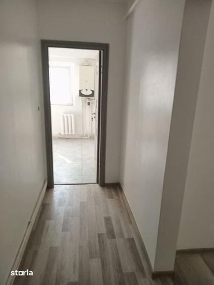 Apartament cu 2 camere decomandat în Mircea cel Bătrân