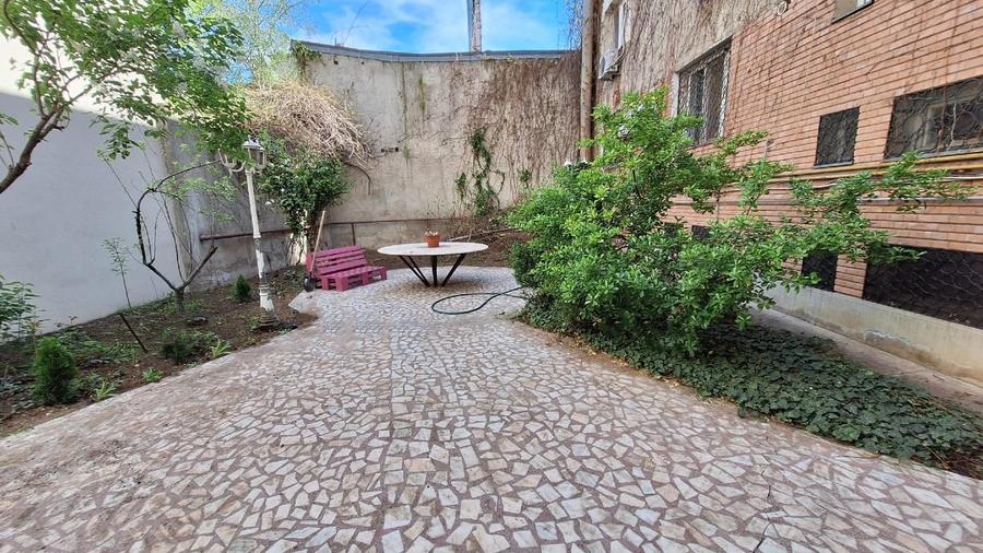 Apartament cu 5 camere decomandat, mobilat în Floreasca