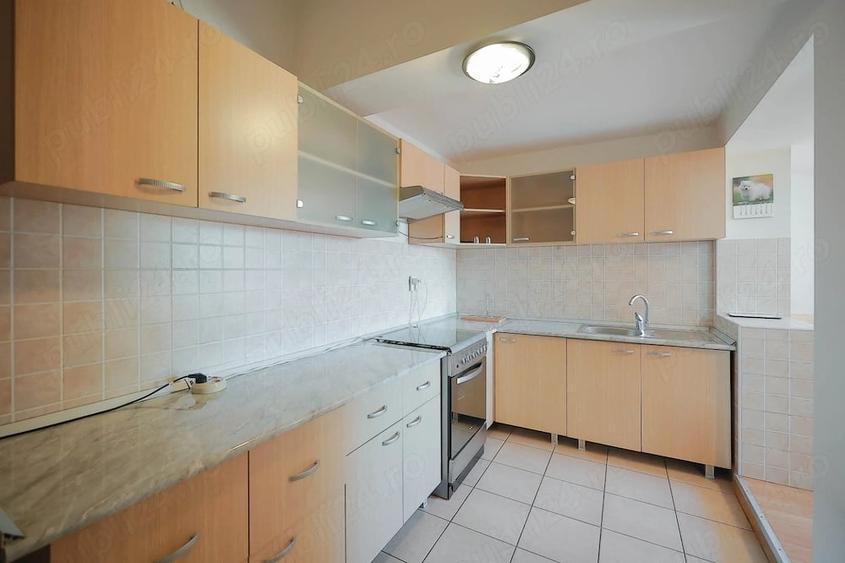 Apartament cu 3 camere decomandat în Ultracentral