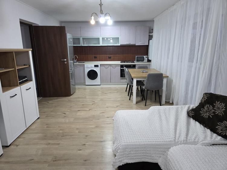 Apartament cu 2 camere decomandat în Drumul Taberei