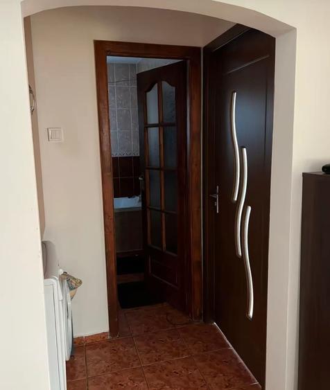 Apartament cu 2 camere decomandat în Exterior Vest