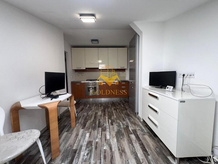 Apartament cu 3 camere semidecomandat, mobilat în Gheorgheni