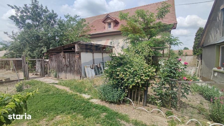 Casă cu 2 camere cu Teren 2221 Mp în Cefa