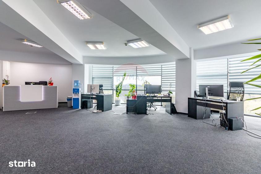 Spațiu comercial, de 240 mp, în Dristor
