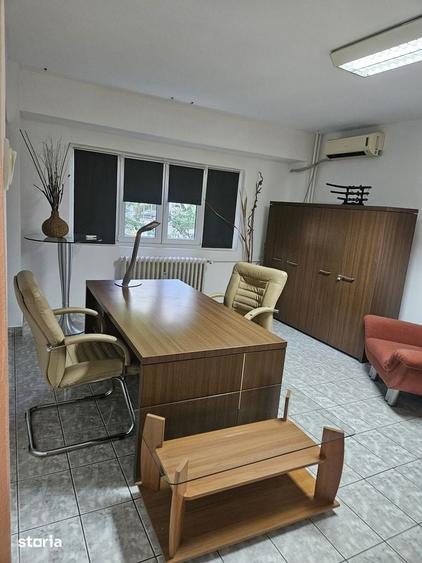 Garsonieră decomandată în Gara de Nord