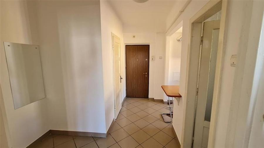 Apartament cu 2 camere decomandat în Gara Mare