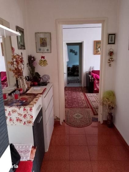 Apartament cu 2 camere semidecomandat în Hipodrom