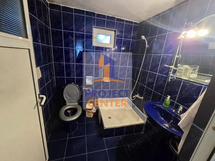 Casă cu 7 camere cu Teren 244 Mp în Sălătrucu