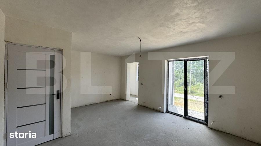 Casă cu 4 camere cu Teren 330 Mp în Podari
