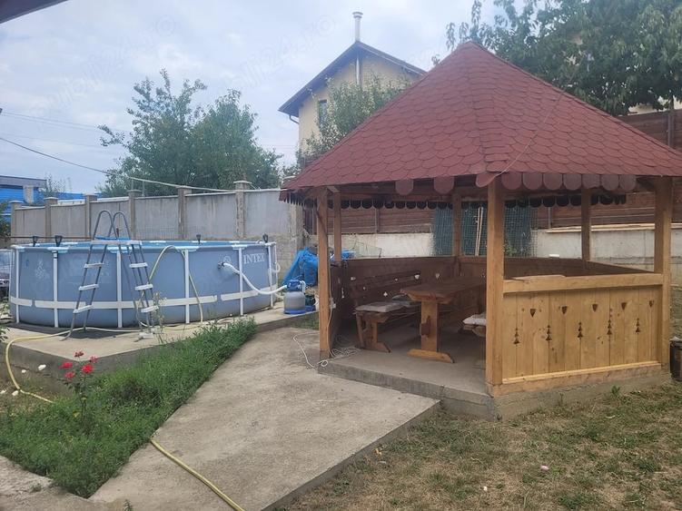 Casă cu Teren 700 Mp în Breazu