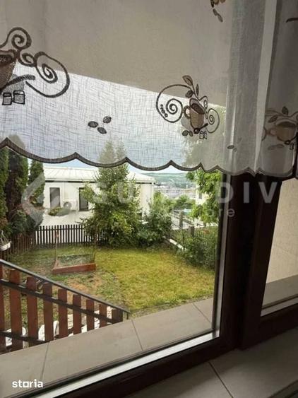 Casă cu 5 camere cu Teren 60 Mp în Florești
