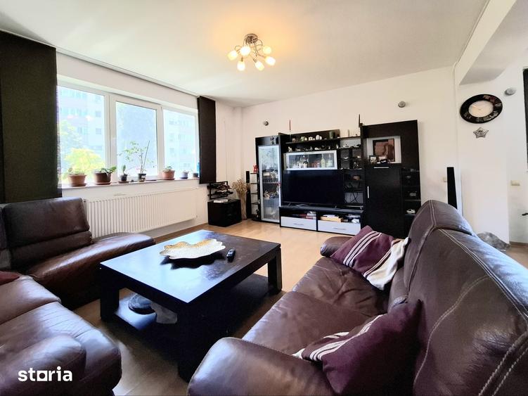 Apartament cu 4 camere în Titan
