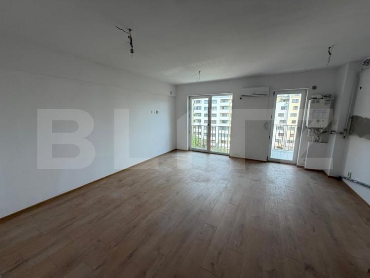 Apartament cu 3 camere decomandat în Cornitoiu