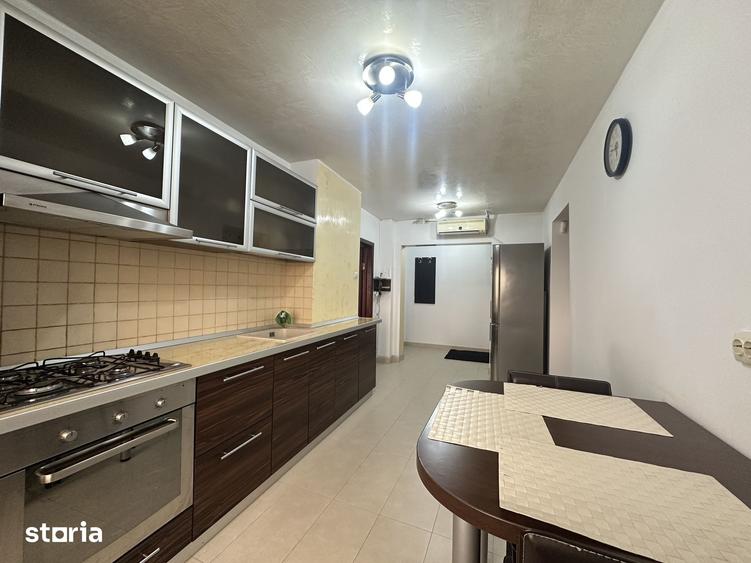 Apartament cu 2 camere decomandat în Republicii