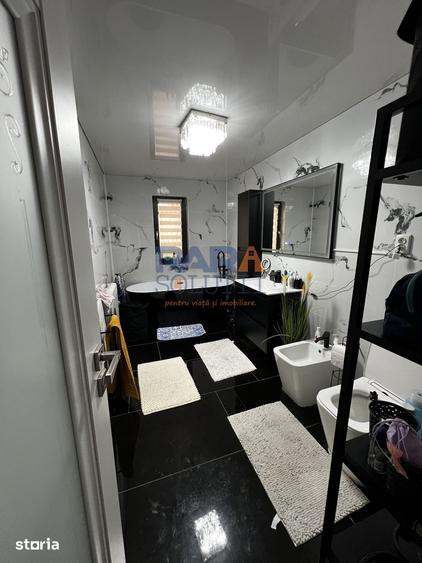Casă cu 3 camere cu Teren 159 Mp în Central