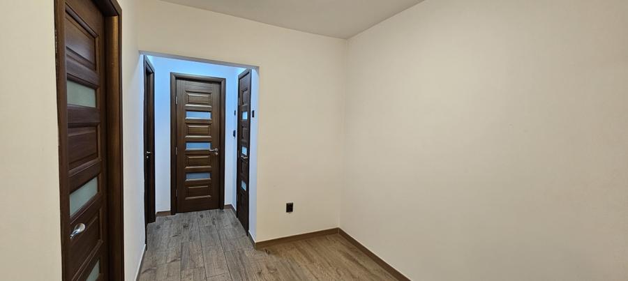 Apartament cu 3 camere decomandat, mobilat în Obor