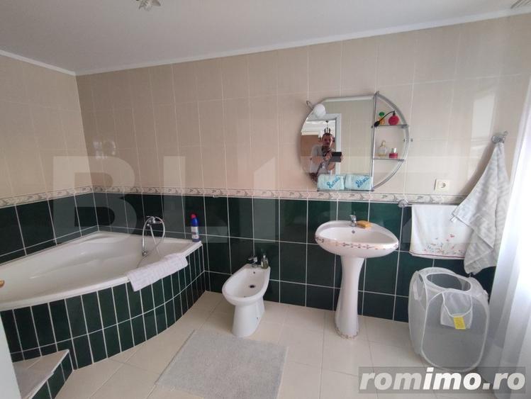 Casă cu 6 camere cu Teren 2000 Mp în Rădăuți