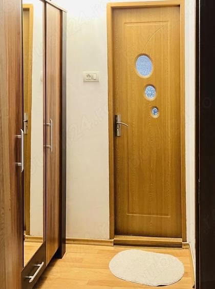 Apartament cu 2 camere semidecomandat, mobilat în Aradului