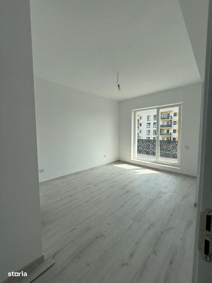 Apartament cu 3 camere în Est