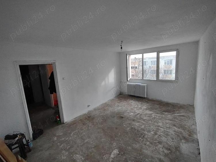 Ap. 4 camere Sos. Alexandria 15 Lidl Teius - 2