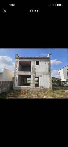 Casă cu 3 camere în Plaiul Vulcanești