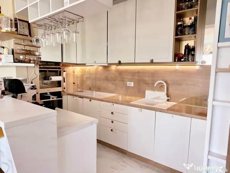 Apartament cu 4 camere decomandat în Lacul Tei